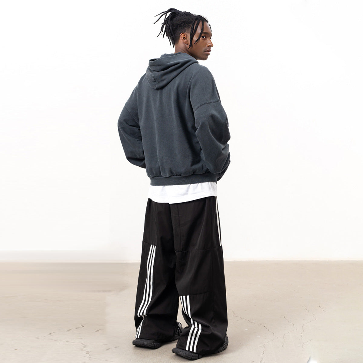 AFTERCULTURE reverse pocket hoodie